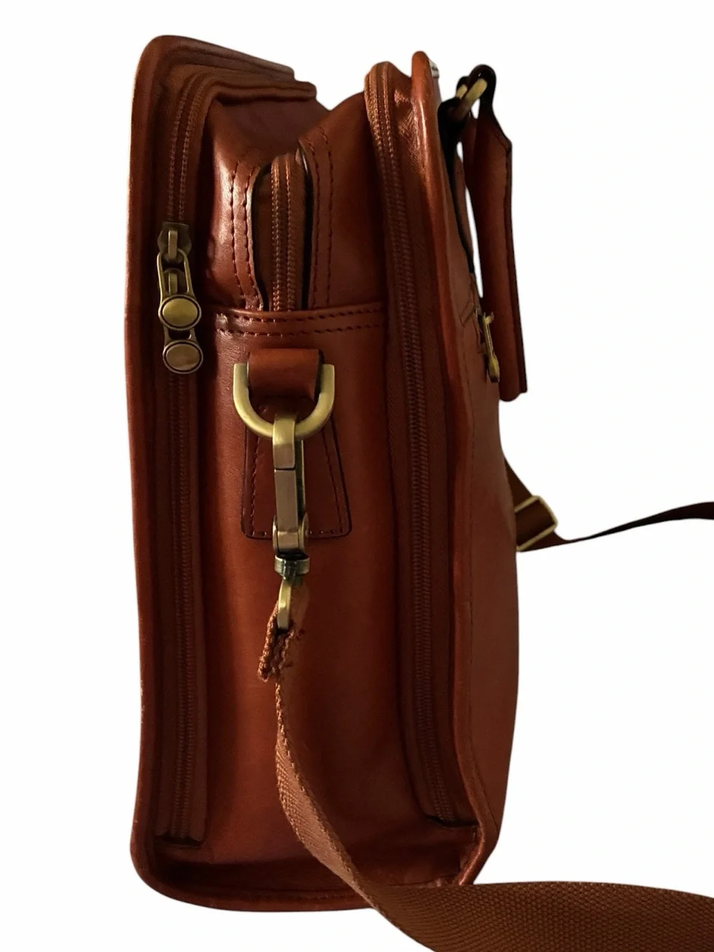 Banuce 15” Italian Leather Laptop Briefcase – Like New Condition